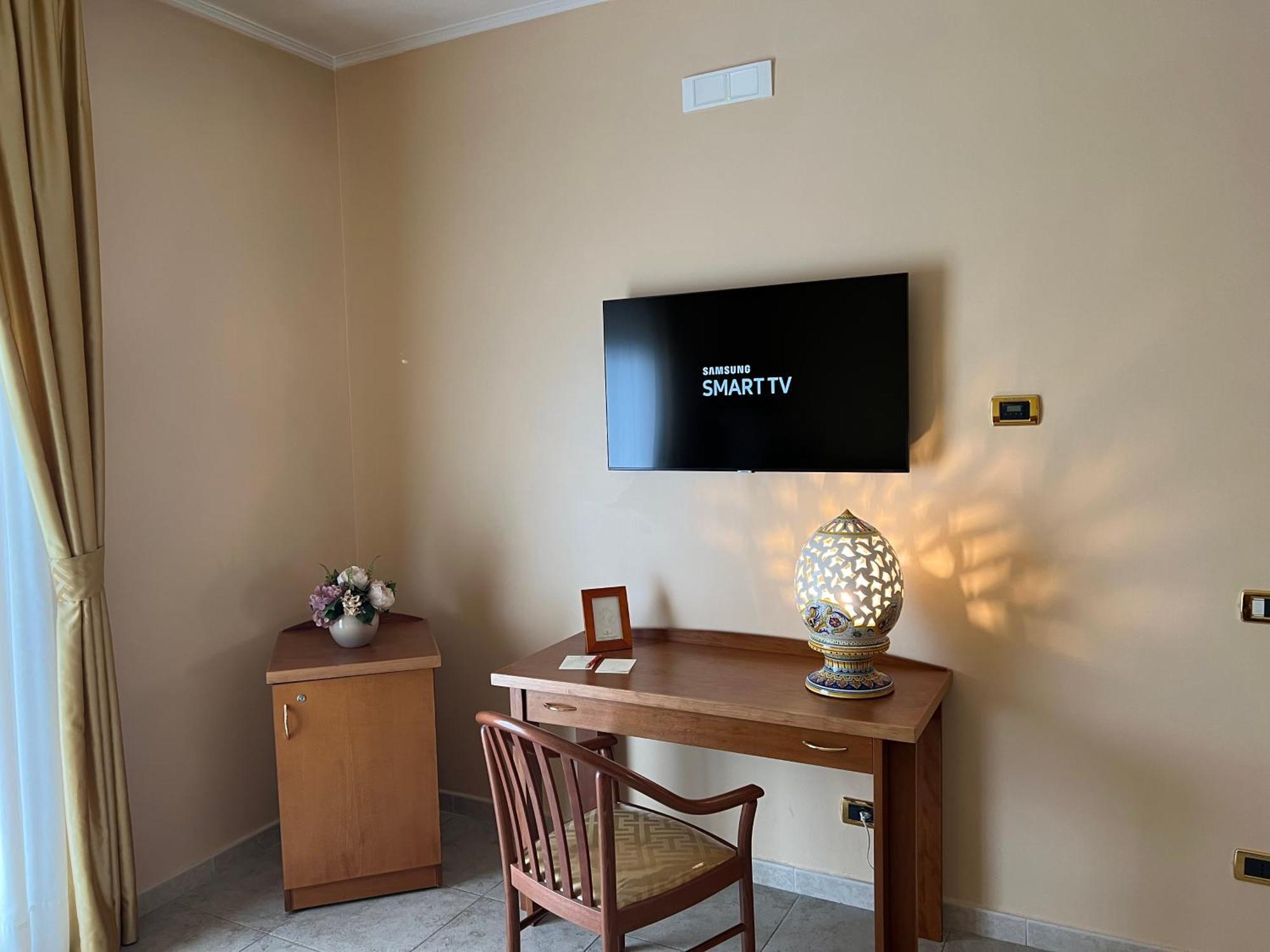 Hotel Maddaloni Tufino Luaran gambar